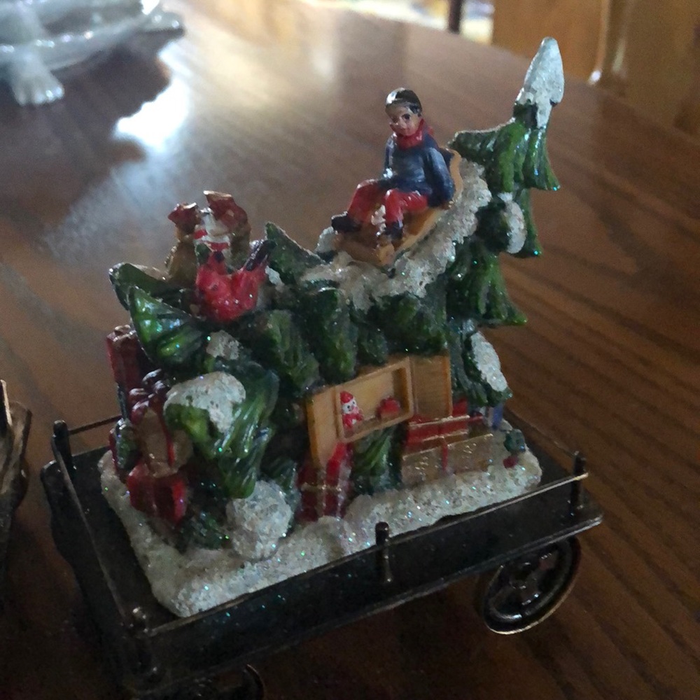 Christmas Decor Train❤️❤️ - Picture 3 of 12